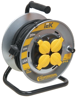 Удлинитель силовой 4 розетки шнур 20м КГ 3x1.5 УК20 с термозащитой IP44